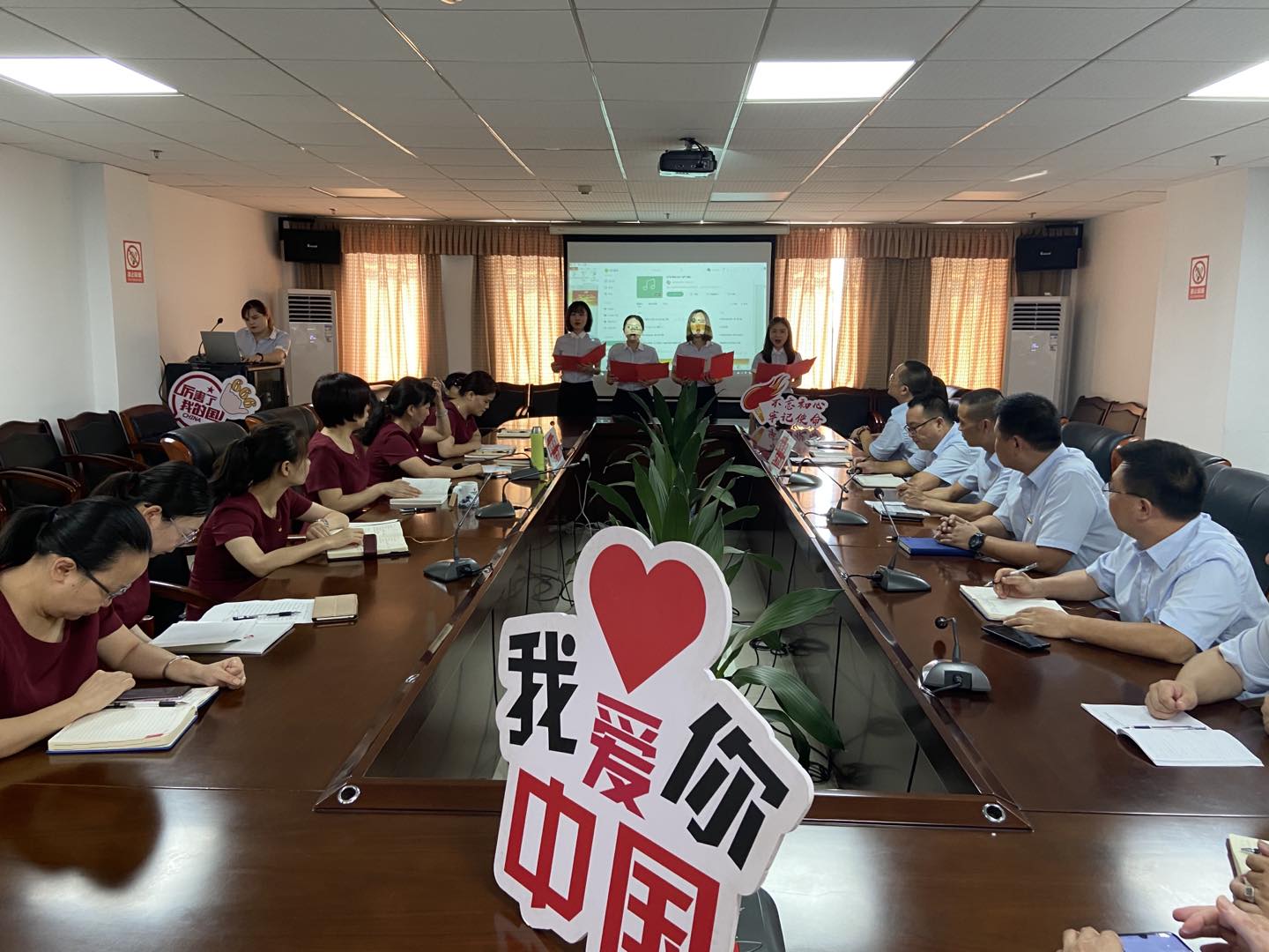经典诗词朗诵.jpg